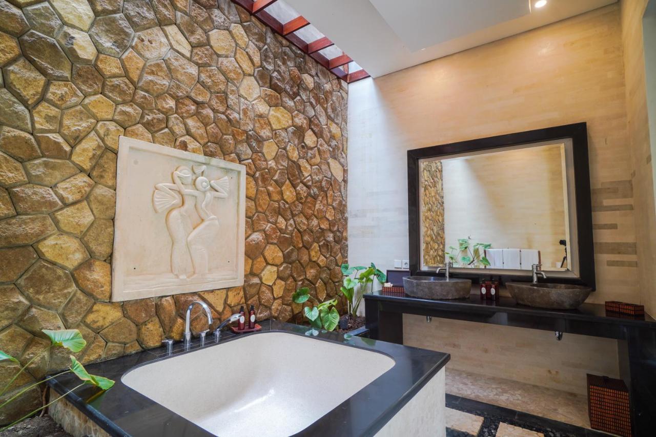 Giri Bhagawan Villas & Spa Nusa Dua  Eksteriør billede