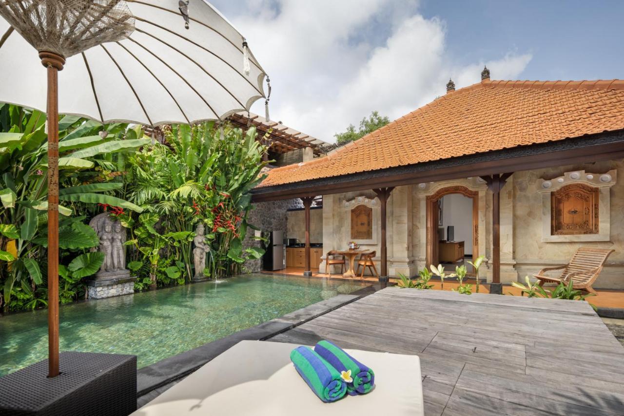 Giri Bhagawan Villas & Spa Nusa Dua  Eksteriør billede